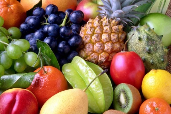 Macro-nutrients and Micro-nutrients Required for a Healthy Diet